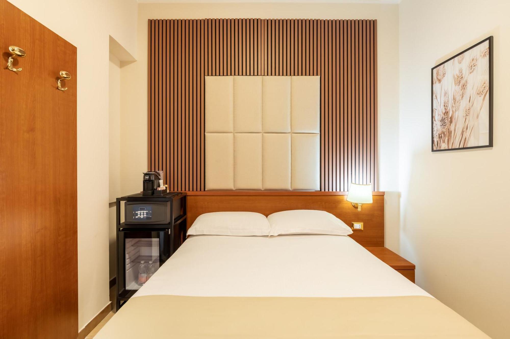 Albadomus Affittacamere O Guesthouse Roma Ngoại thất bức ảnh