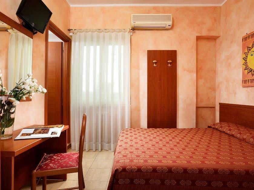 Albadomus Affittacamere O Guesthouse Roma Ngoại thất bức ảnh